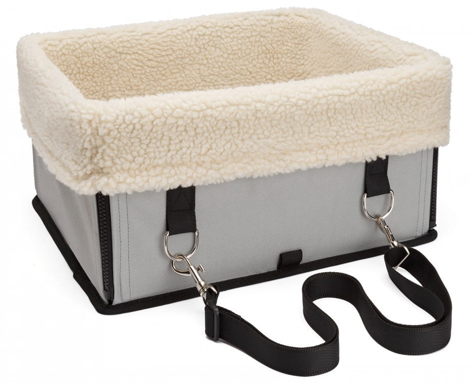 The Must-Have Adjustable Safety Belt for Happy Pet Travels